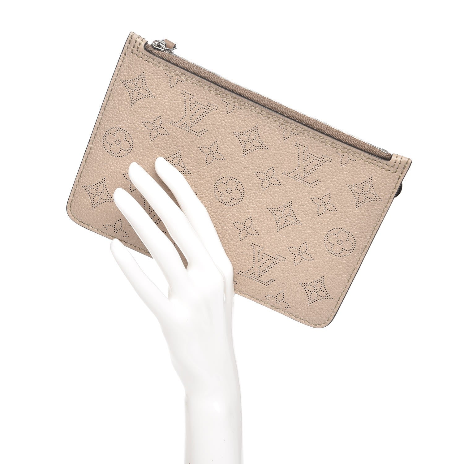 Louis Vuitton Mahina Girolata Zipped Pocket Galet 2 of 5