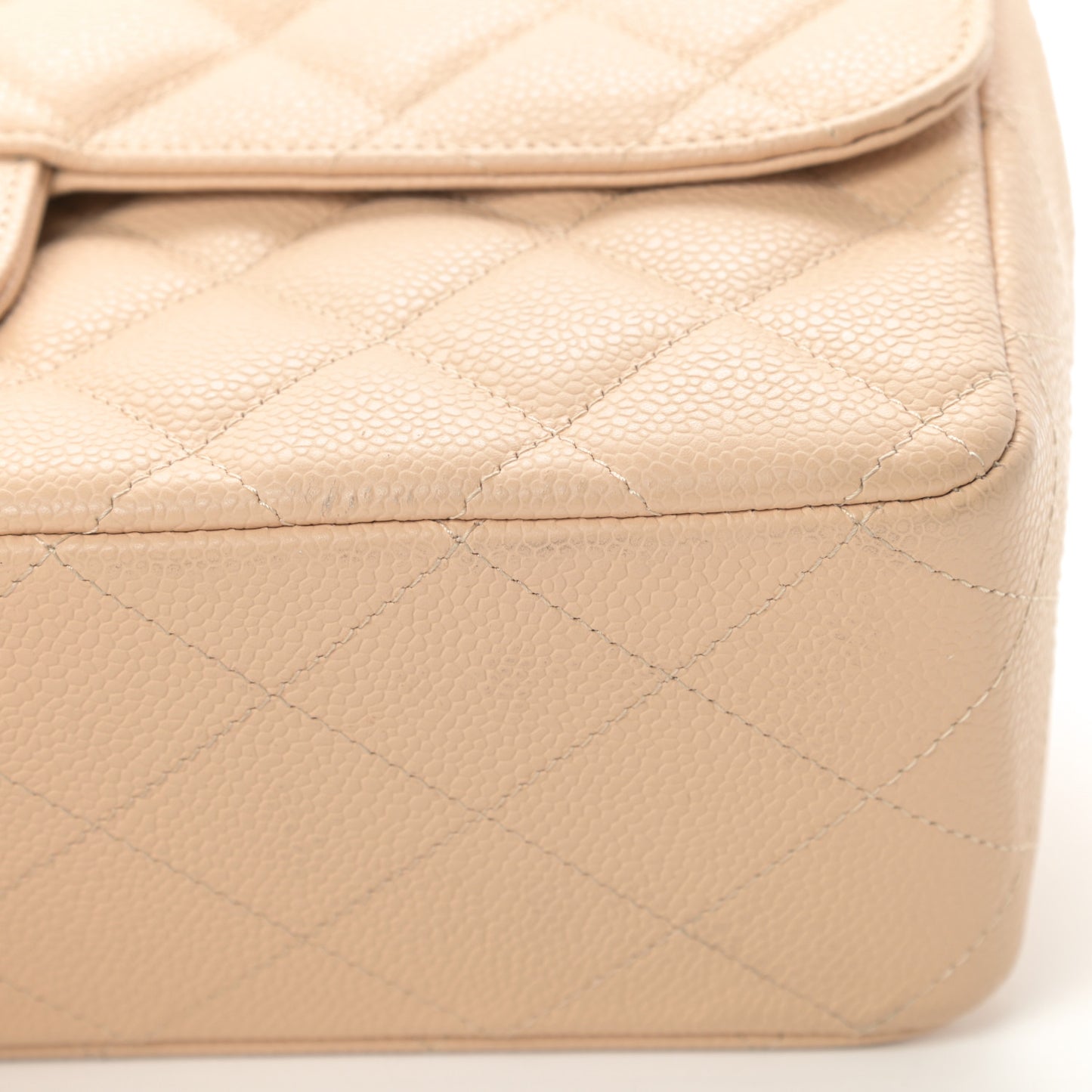 Caviar Quilted Jumbo Single Flap Beige Clair