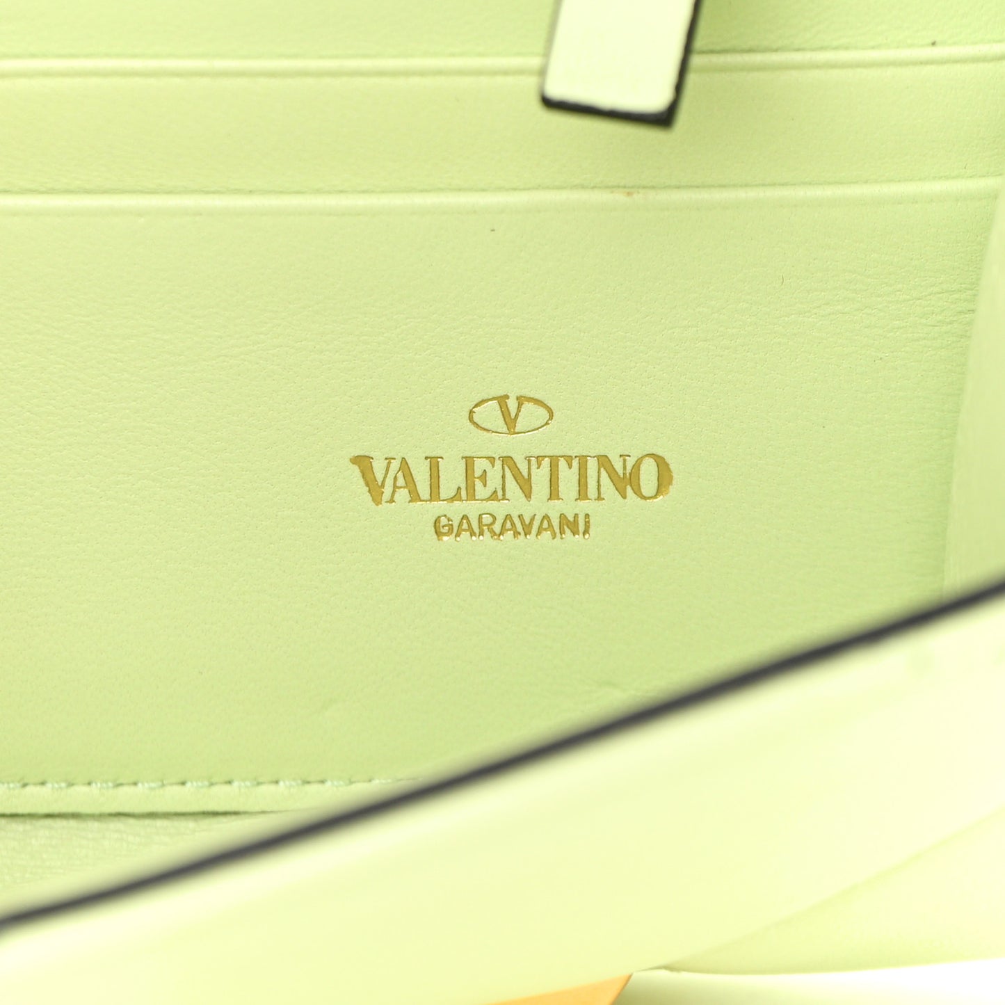 Nappa Roman Stud Wallet on Chain Ambrosia