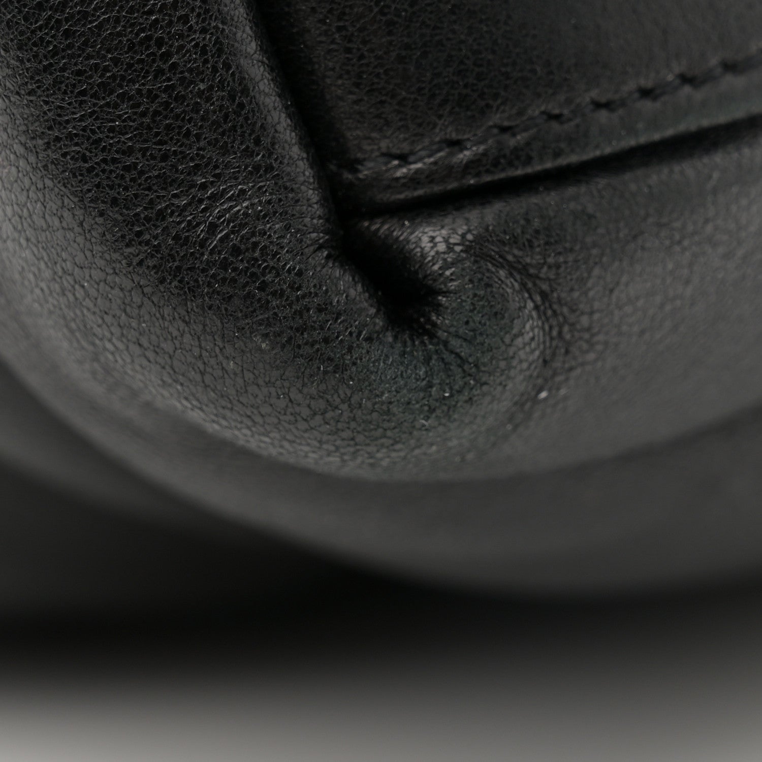 Saint Laurent Lambskin Quilted Medium Loulou Puffer Monogram Chain Satchel Black 13 of 13