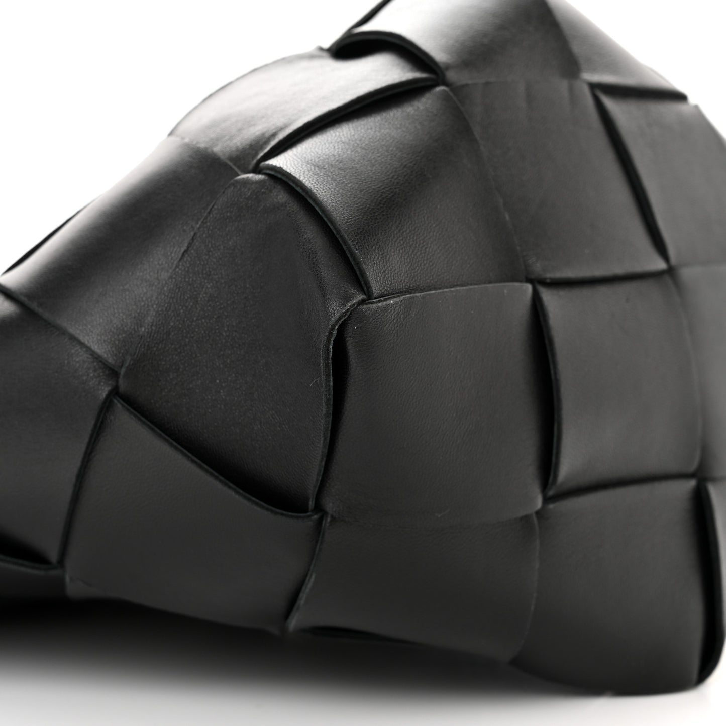 Nappa Maxi Intrecciato Clasp Bucket Bag Black