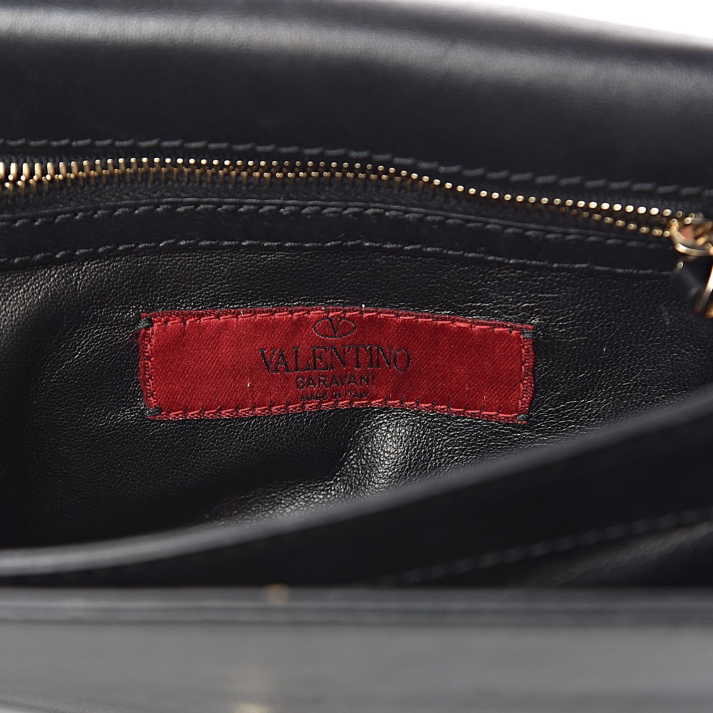 Vitello Flap Accordion Shoulder Flap Black