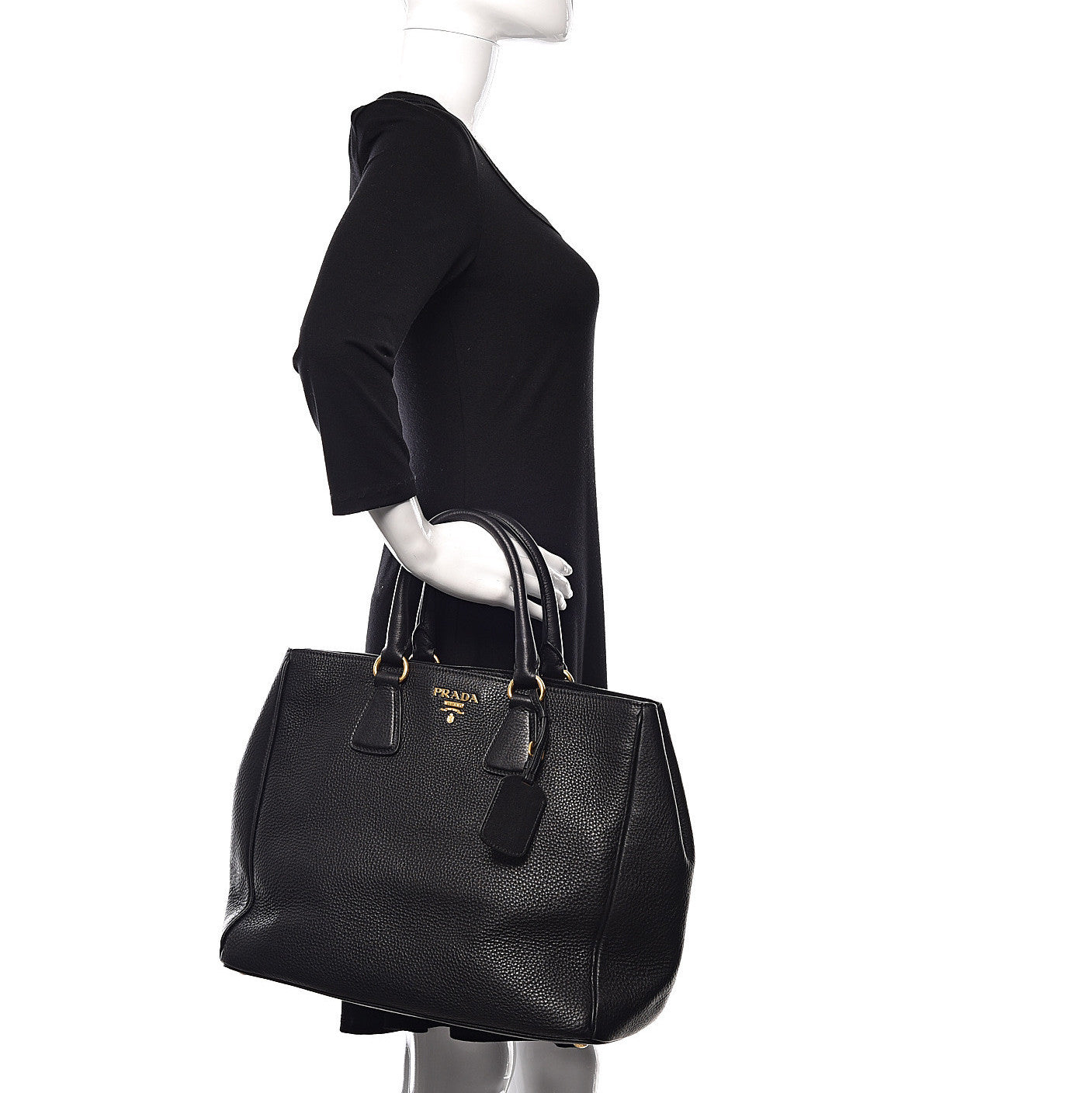 Vitello Daino Tote Black