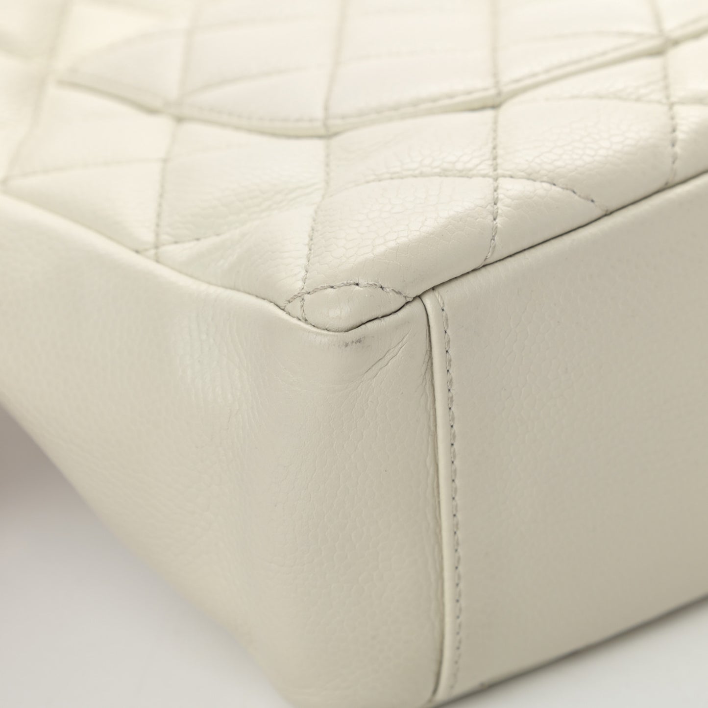 Caviar Quilted Petit Shopping Tote PST White