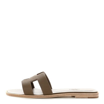 Hermes Epsom Oran Sandals 38.5 Etoupe 1 of 9