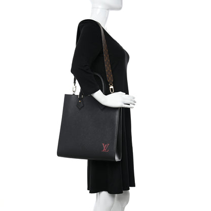 Louis Vuitton Epi Sac Plat PM Black 2 of 12
