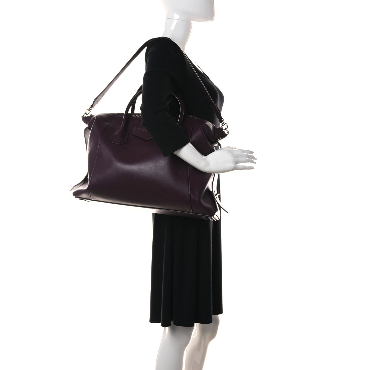 Givenchy Smooth Calfskin Medium Soft Antigona Aubergine 3 of 19