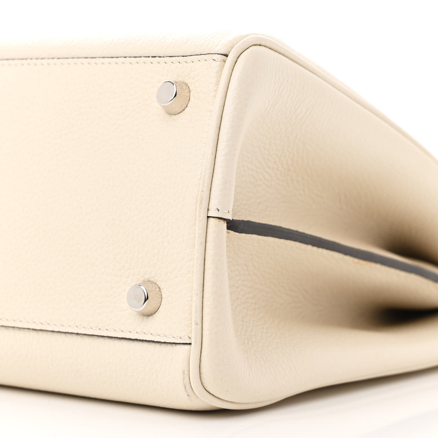 Gucci Grainy Calfskin Medium Zumi Top Handle Bag Mystic White 11 of 16