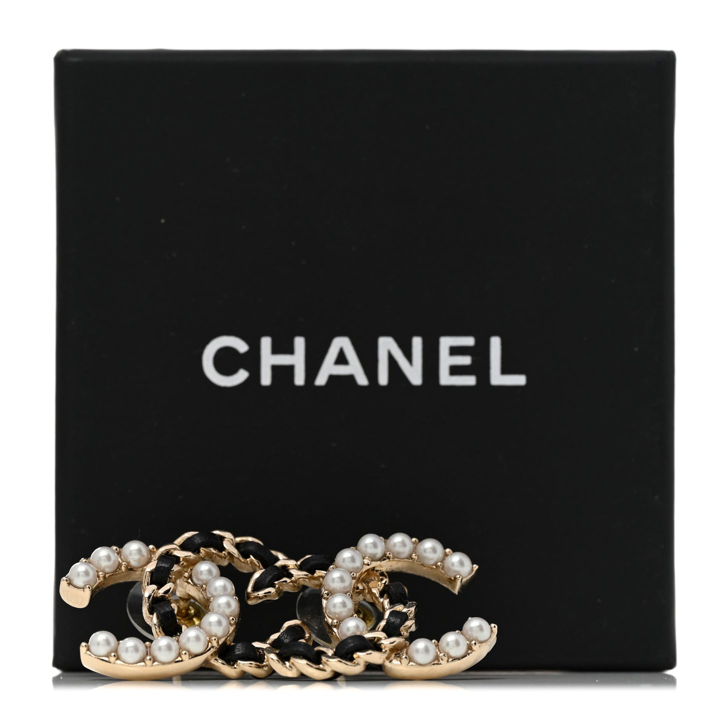 Pearl Lambskin Chain CC Stud Earrings Gold Black