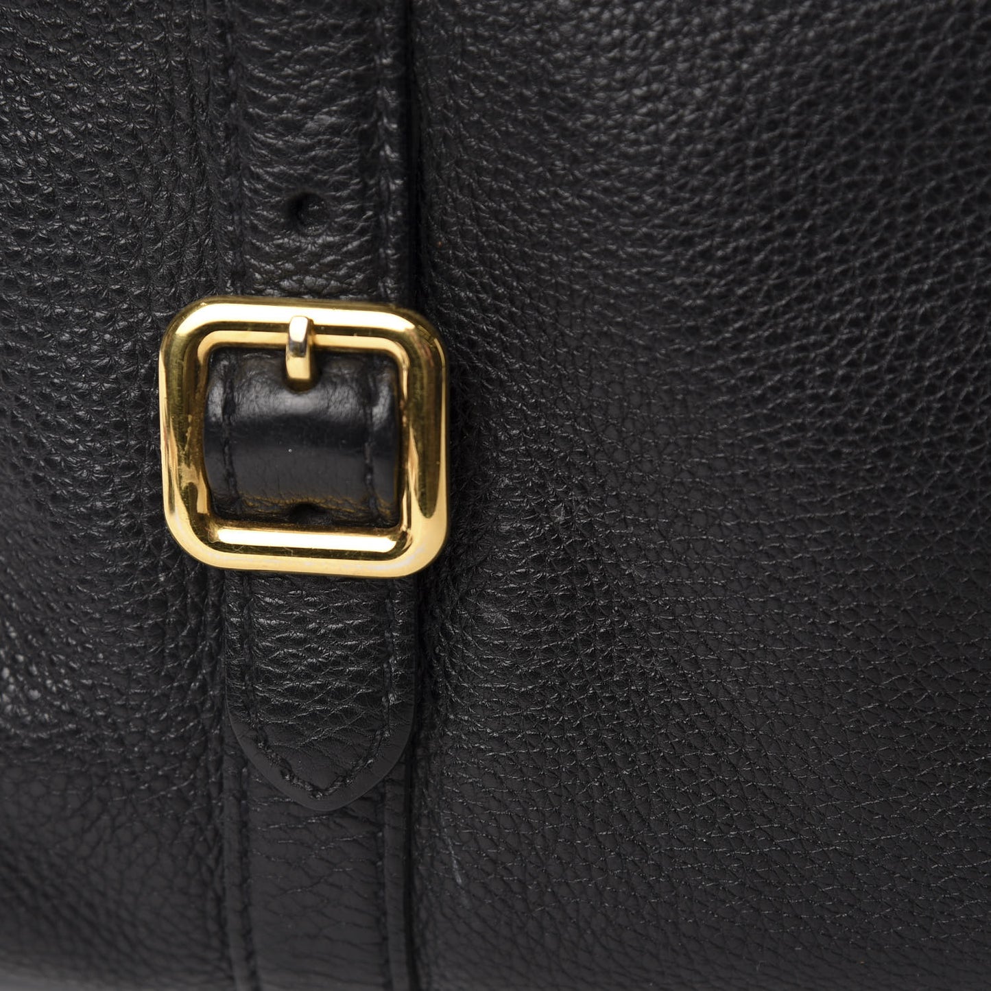 Vitello Daino Satchel Black