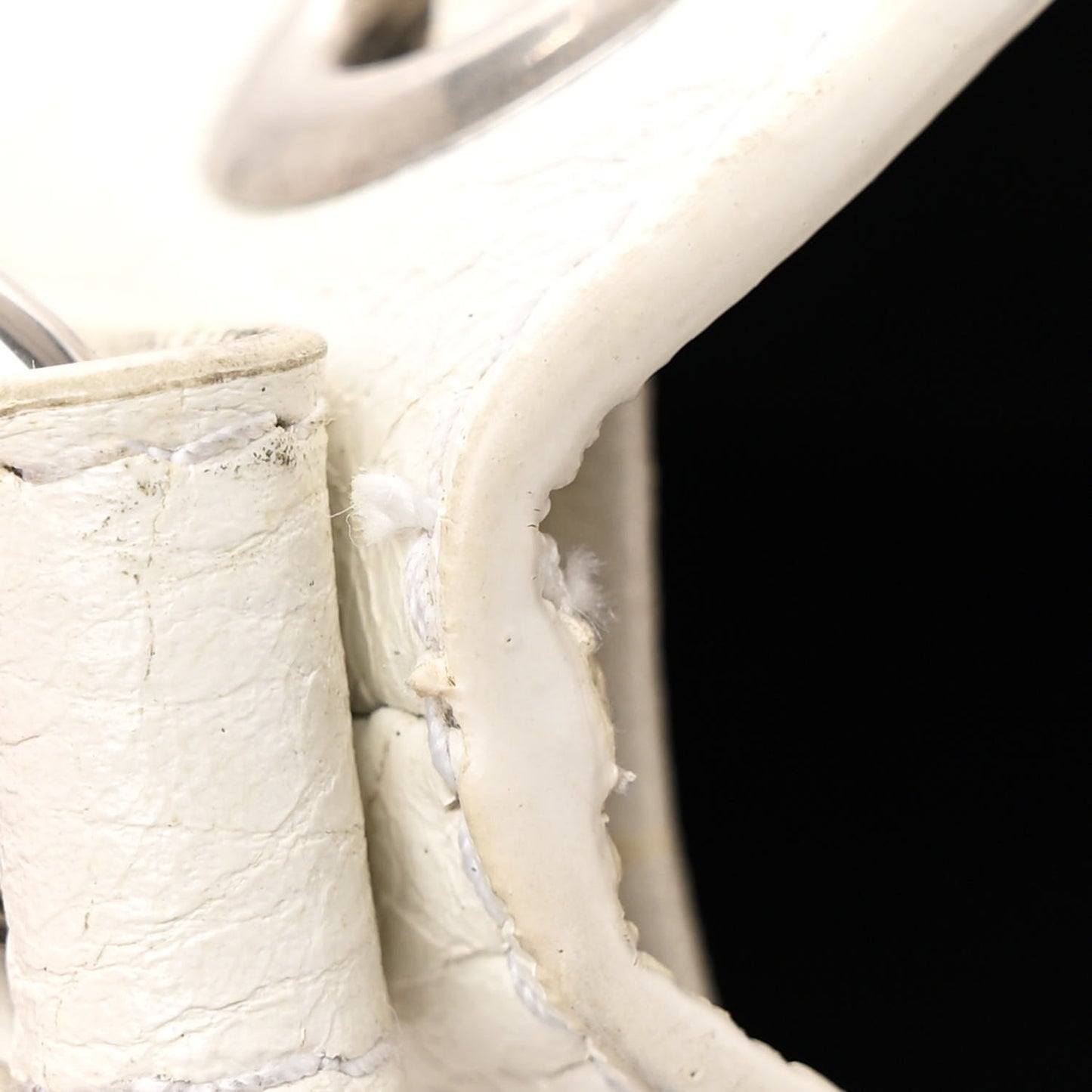 Agneau Arena Le Cagole Bucket Bag XS Optic White