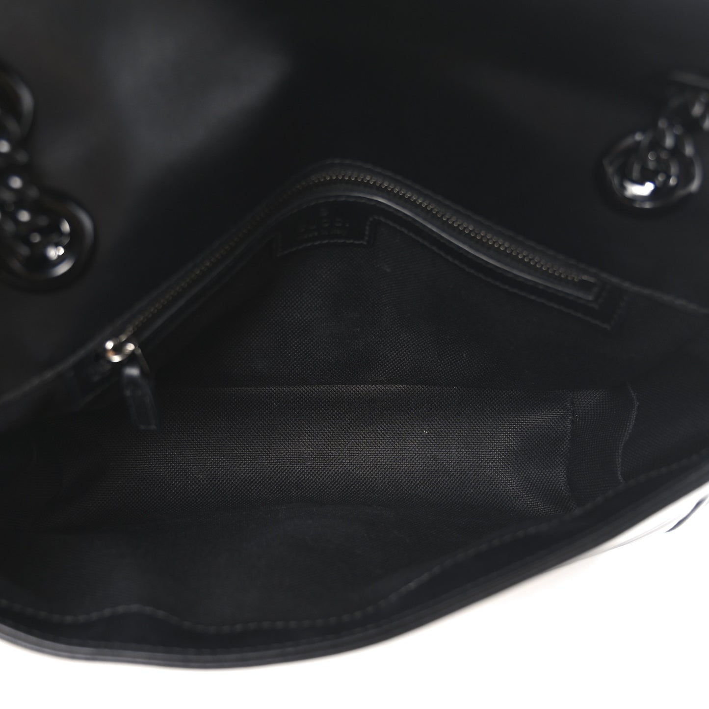 Calfskin Matelasse Monochrome Small GG Marmont Shoulder Bag Black