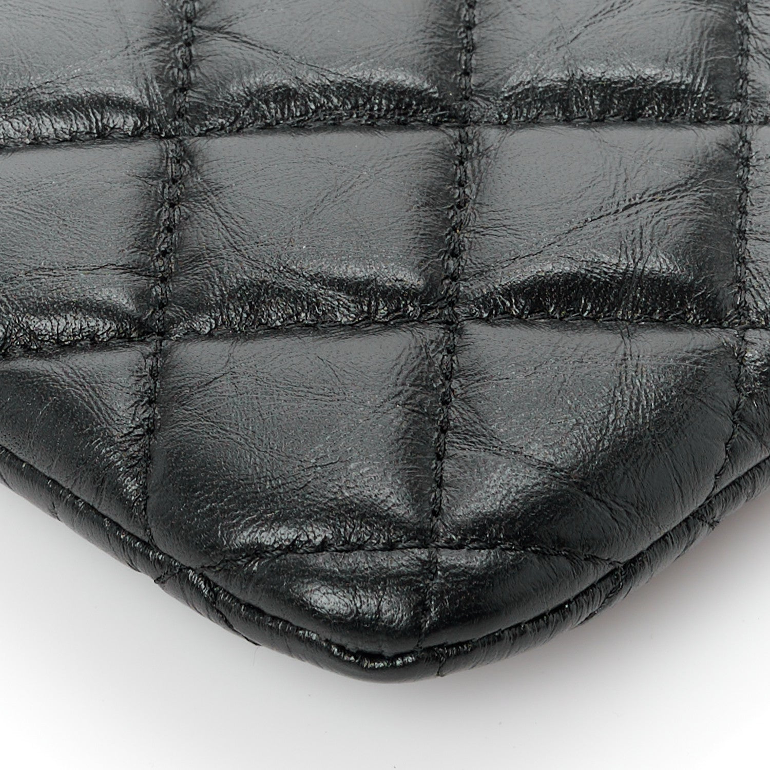 Chanel Aged Calfskin Quilted Medium Reissue Cosmetic Case So Black 9 of 10