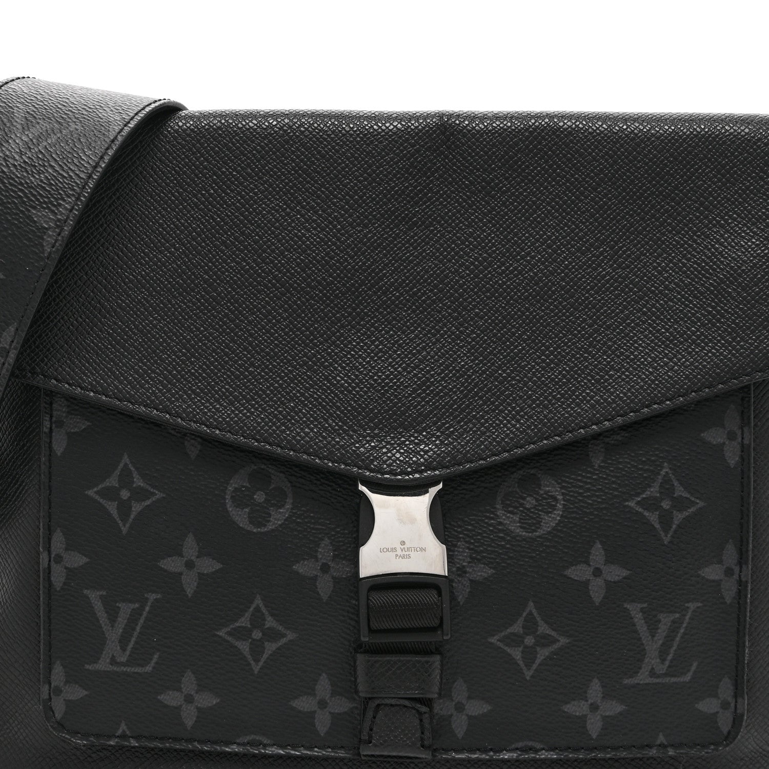 Louis Vuitton Taigarama Outdoor Flap Messenger Black 8 of 10