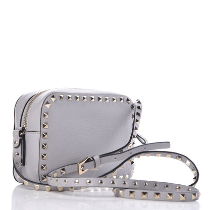 Valentino Garavani Grained Calfskin Rockstud Camera Crossbody Bag Pastel Grey 3 of 7