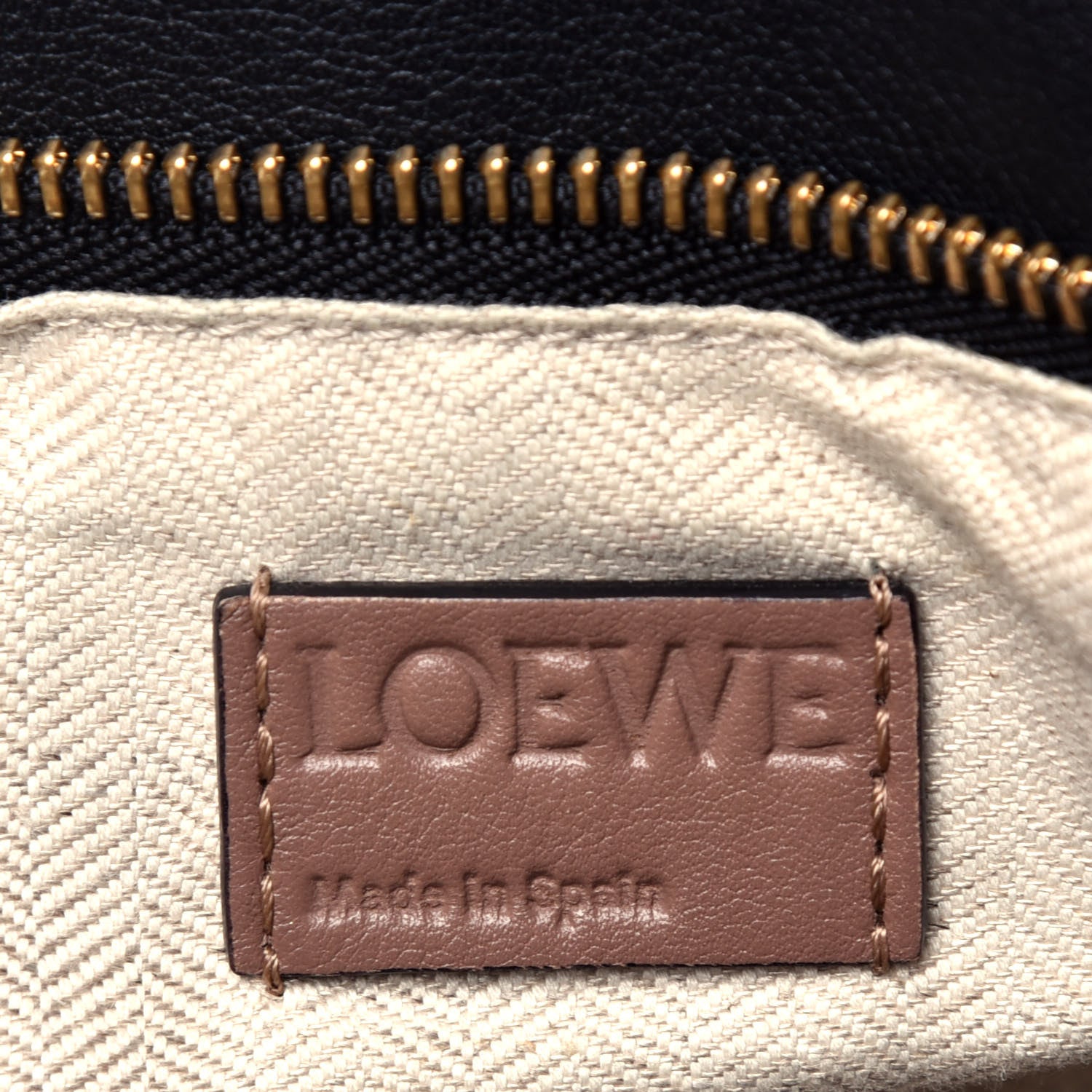 Loewe Grained Calfskin Small Puzzle Bag Sand Hazelnut Ash 6 of 9
