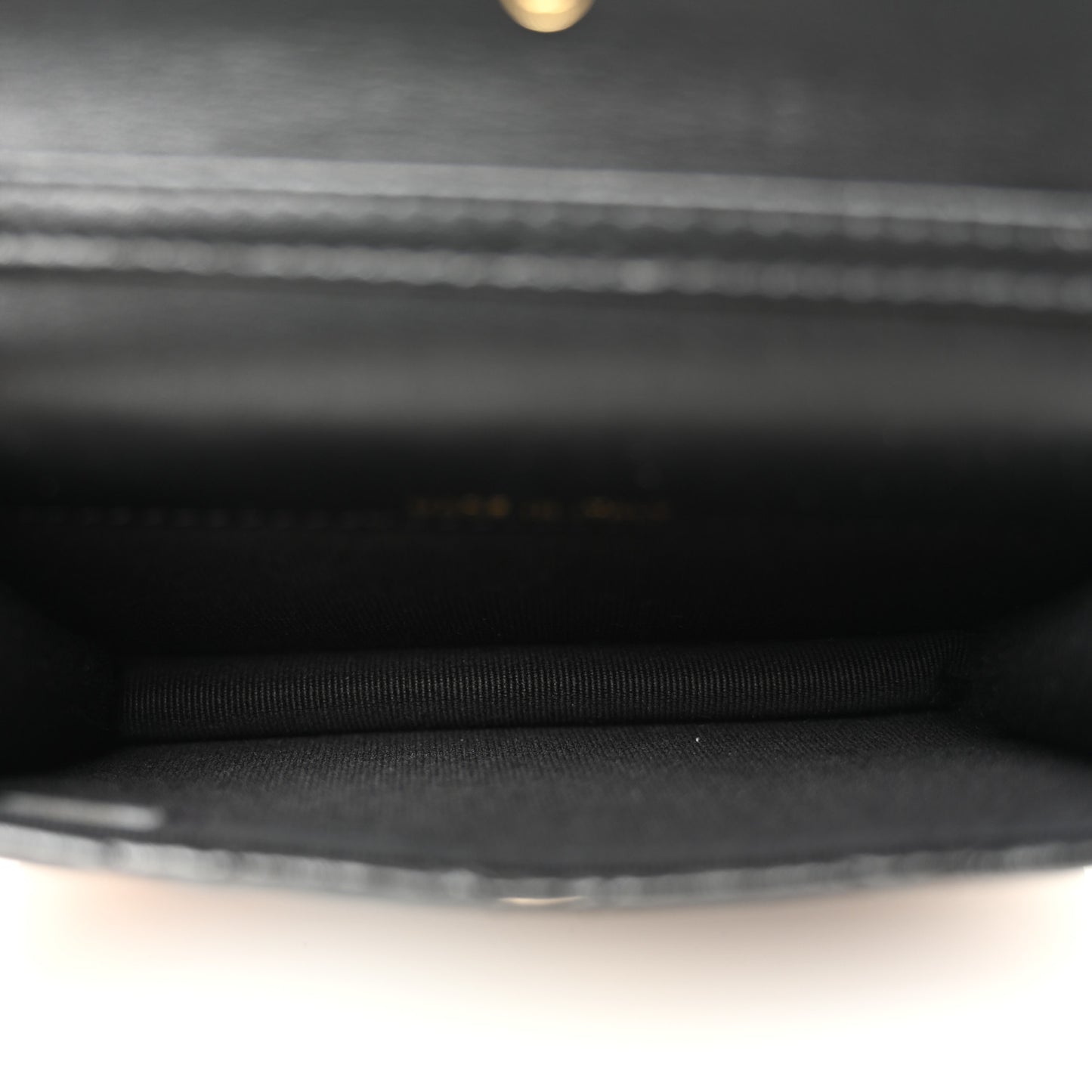 Calfskin Quilted Maxi Pearls Card Holder Flap With Chain Black