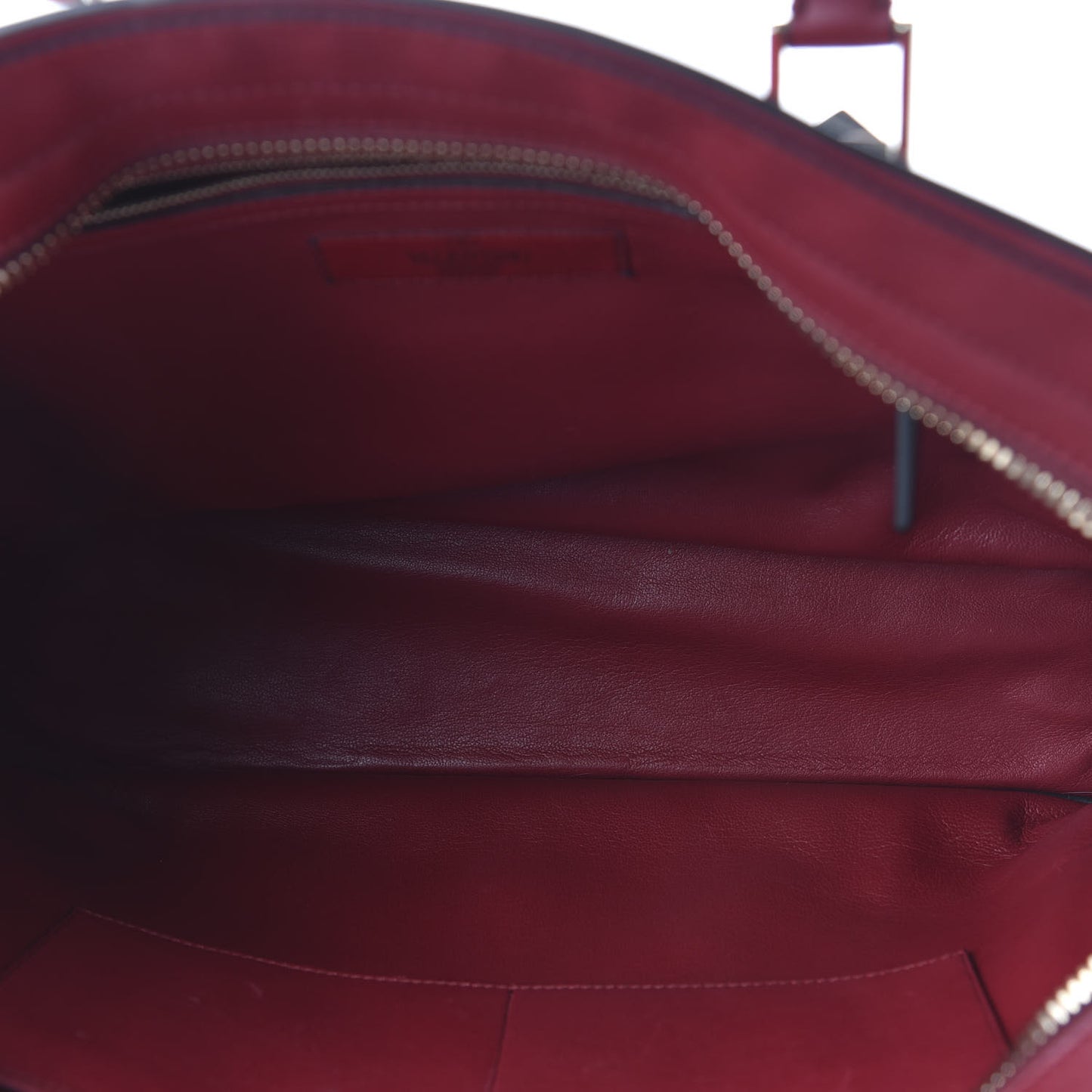 Vitello Macro Rockstud Runway Tote Scarlet
