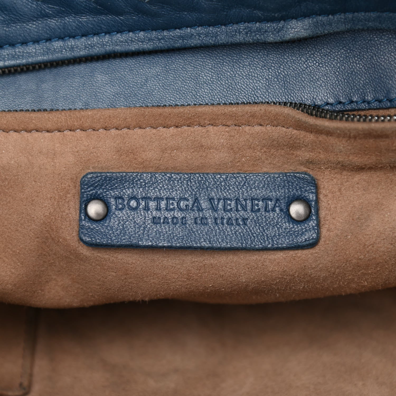 Bottega Veneta Nappa Intrecciato Medium Garda Bag Blue 5 of 8