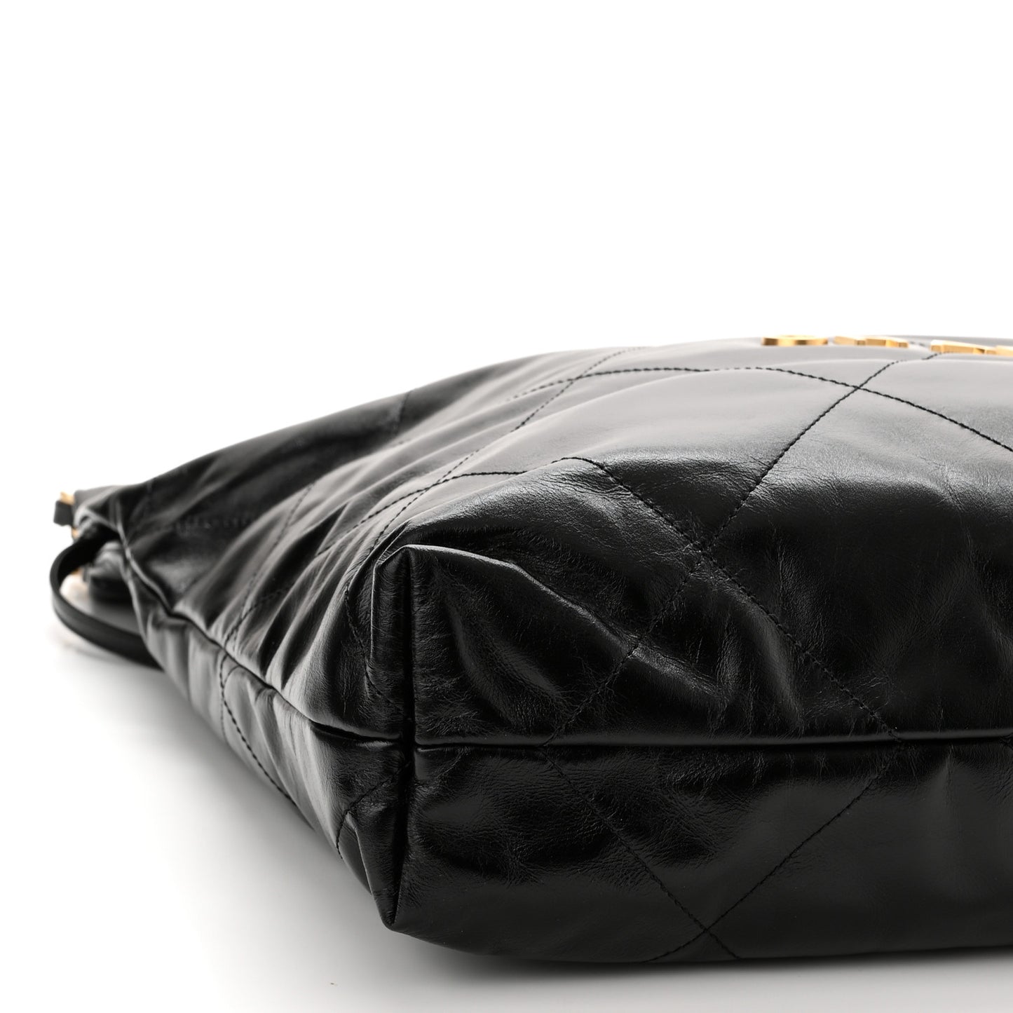 Shiny Calfskin Quilted Chanel 22 Black
