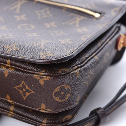 Louis Vuitton Monogram Pochette Metis 11 of 17