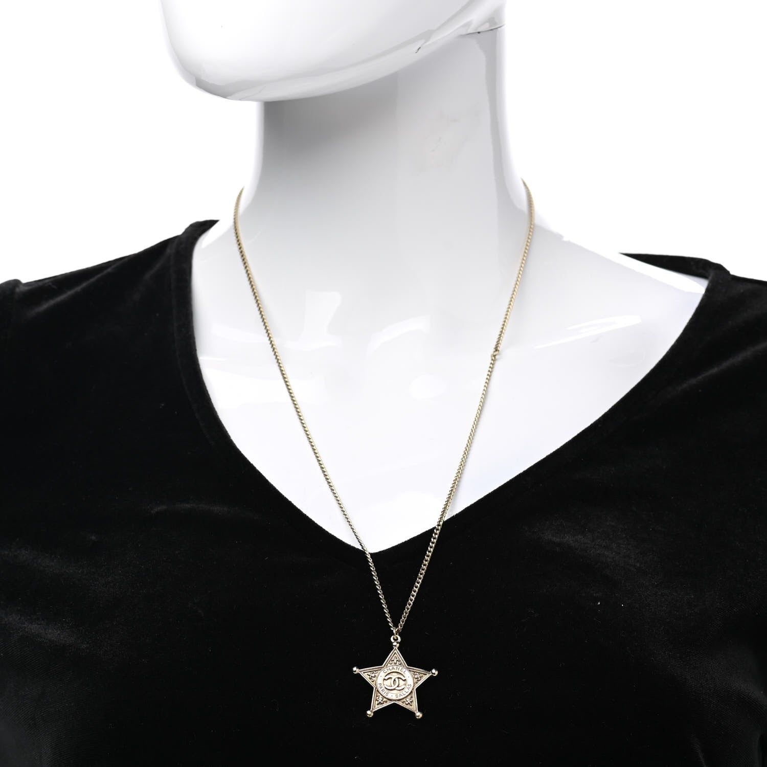 Chanel Metal Paris Dallas CC Star Pendant Necklace Gold 2 of 7