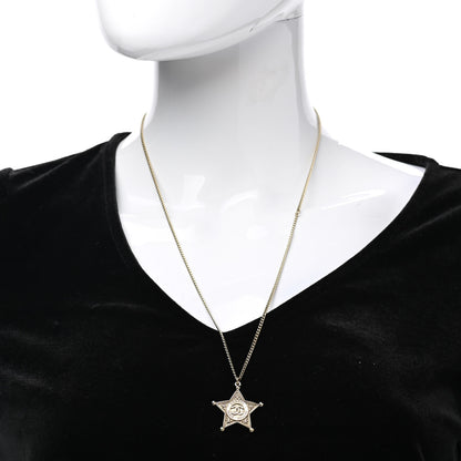 Chanel Metal Paris Dallas CC Star Pendant Necklace Gold 2 of 7