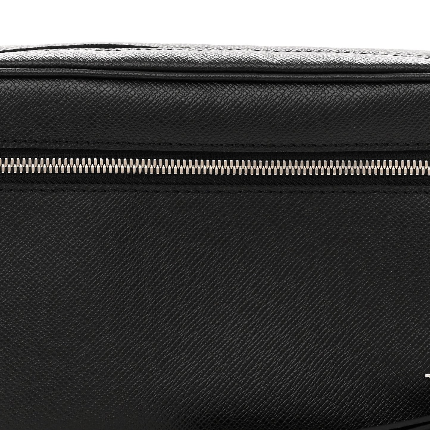 Taiga Pochette Kasai Black