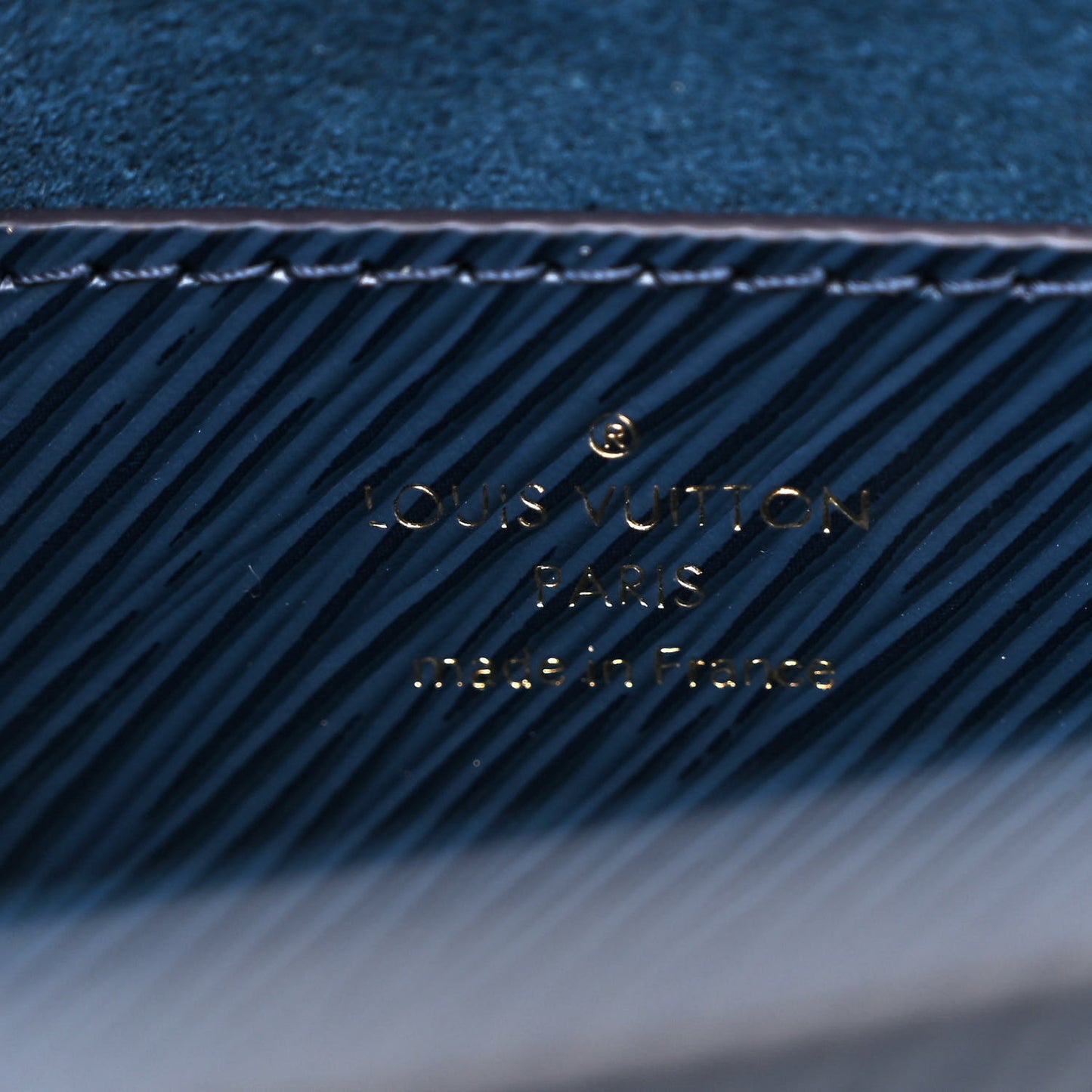 Epi Twist Shoulder Bag MM Indigo