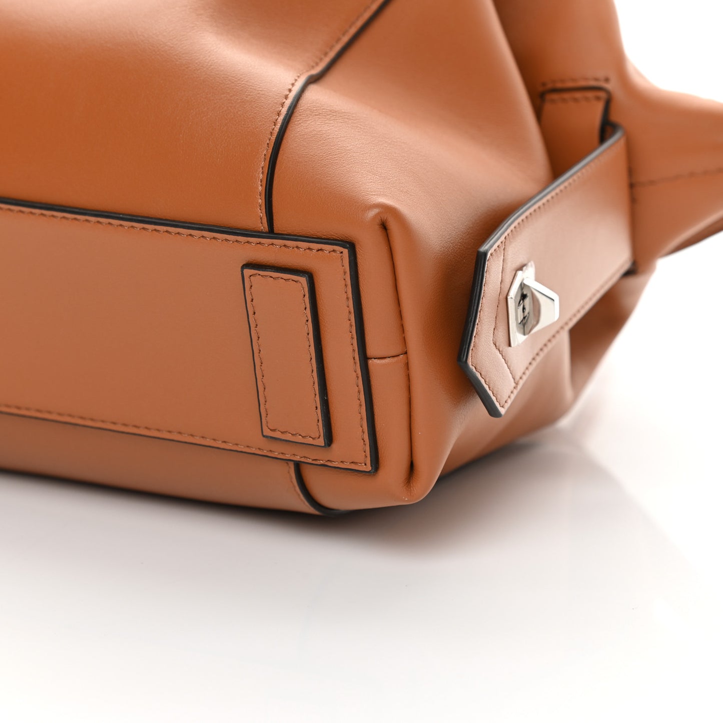 Calfskin Small Soft Antigona Tan