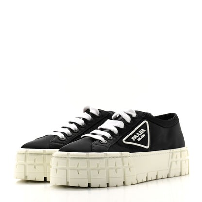Prada Re-Nylon Gabardine Triangle Logo Double Wheel 50mm Sneakers 37 Black 3 of 8
