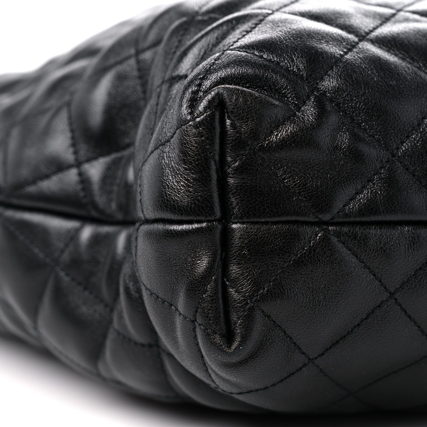Saint Laurent Lambskin Quilted Maxi Icare Shopping Tote Black 9 of 10