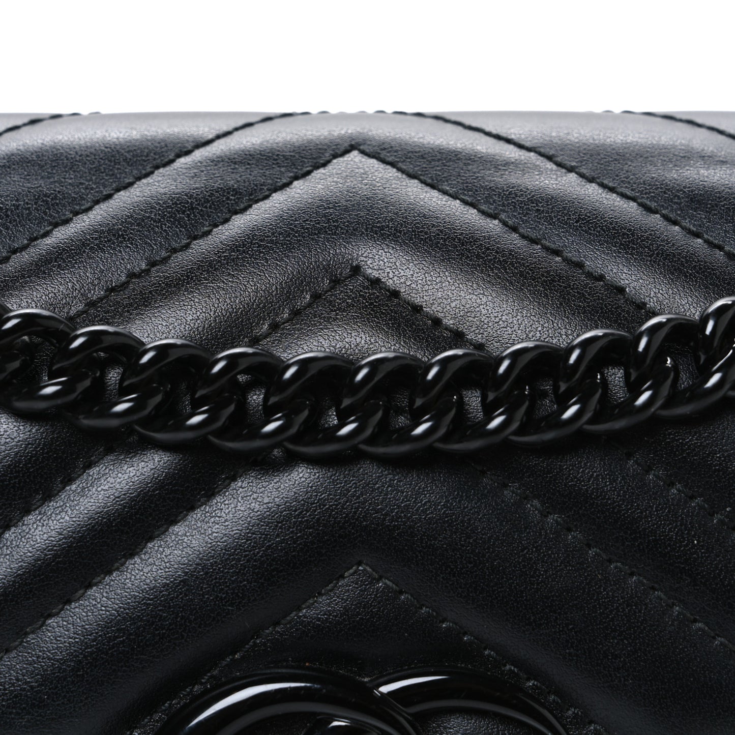 Calfskin Matelasse Monochrome Small GG Marmont Shoulder Bag Black