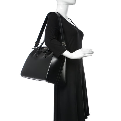 Givenchy Shiny Lord Calfskin Medium Antigona Black 2 of 10