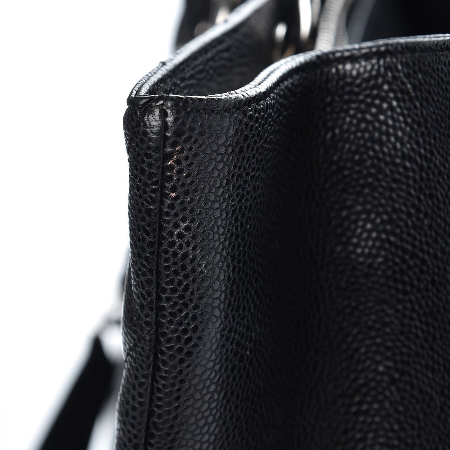 Caviar Quilted XL Grand Shopping Tote GST Black