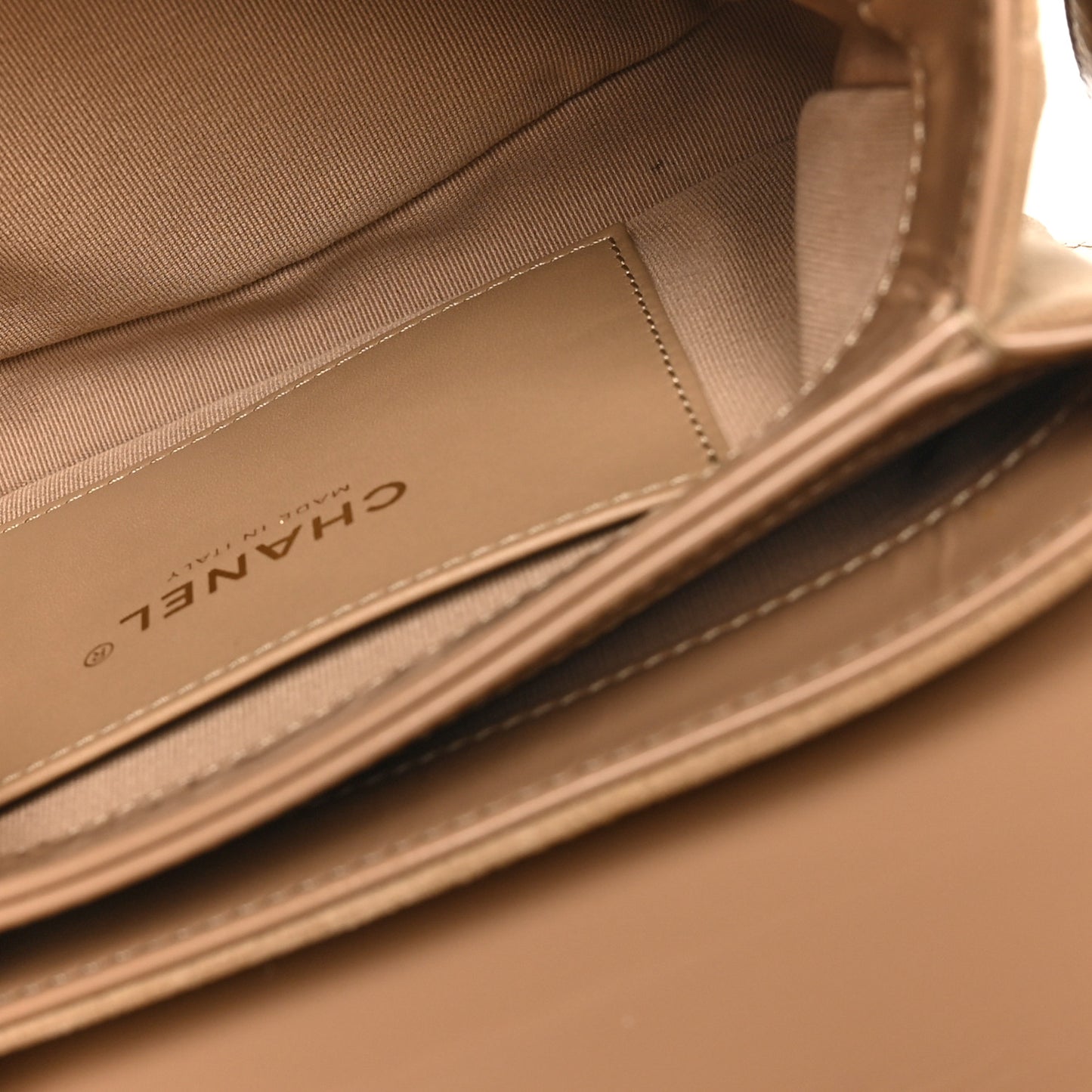 Shiny Calfskin Quilted Suede Goatskin Messenger Beige