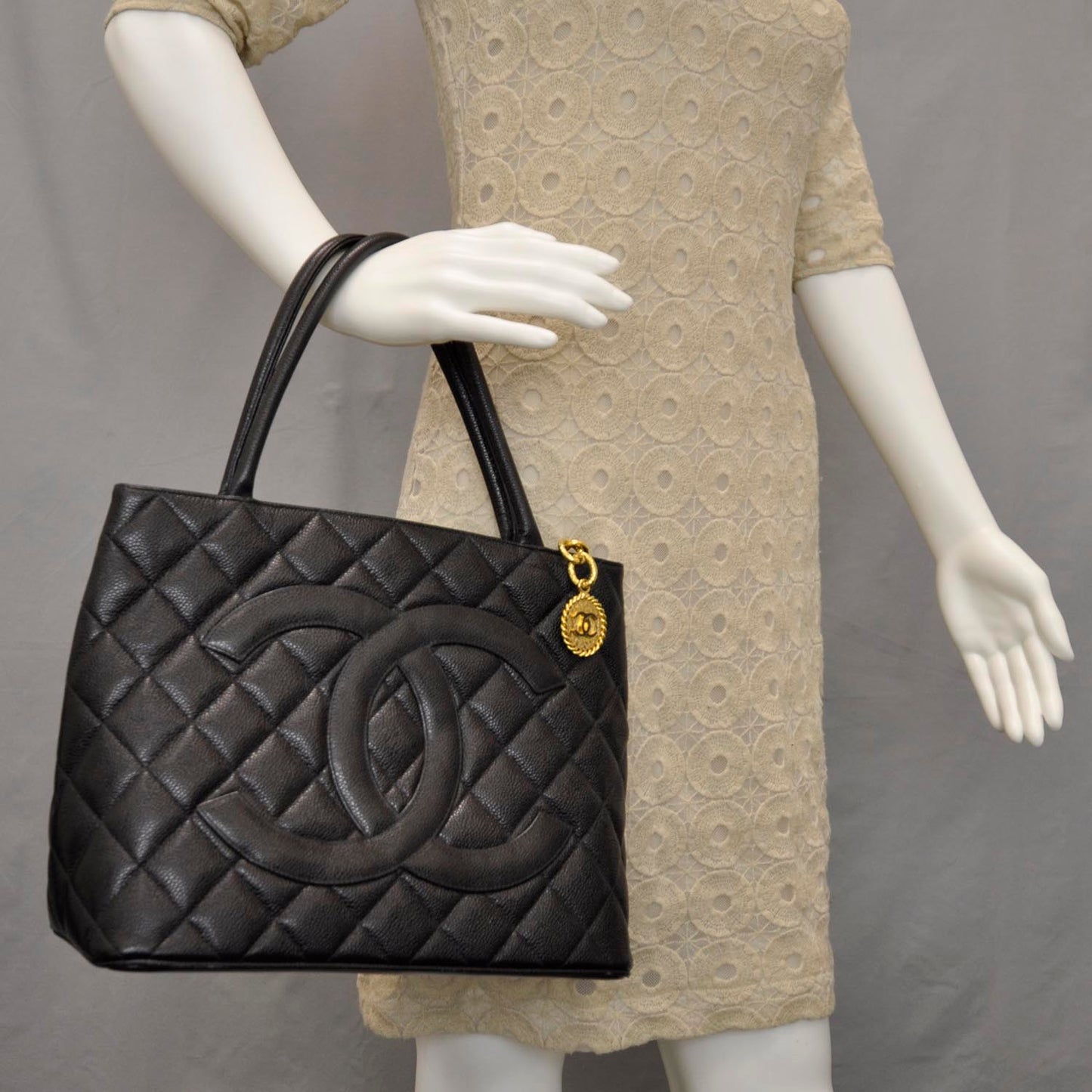 Caviar Quilted Medallion Tote Black