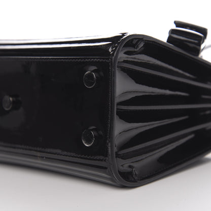 Saint Laurent Ribbed Patent Calfskin Nano Sac De Jour Black 8 of 9