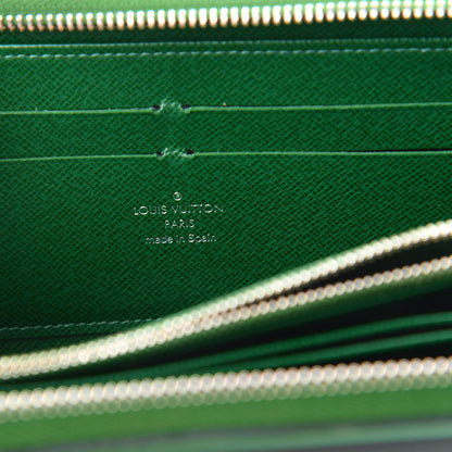 Louis Vuitton Epi Zippy Wallet Menthe 6 of 10