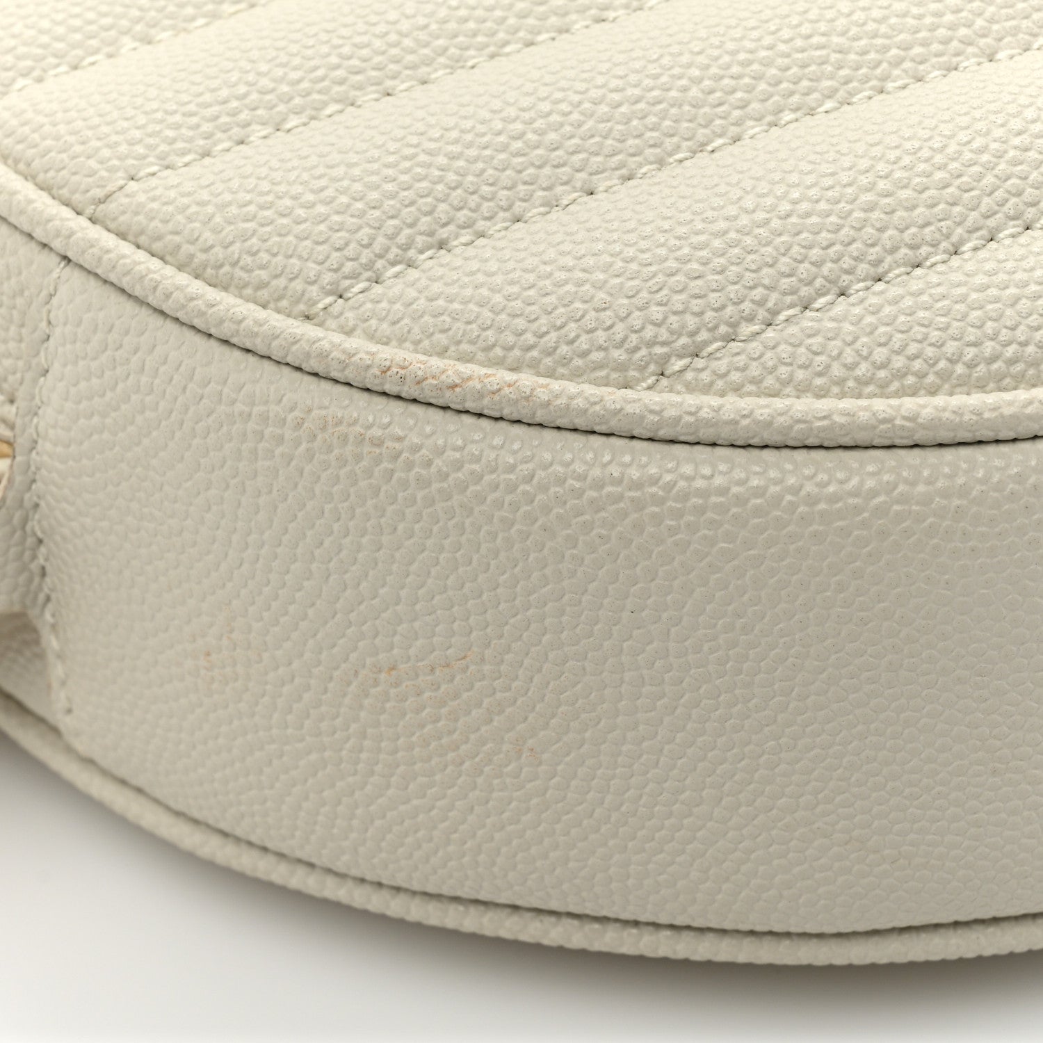 Saint Laurent Grain De Poudre Matelasse Chevron Quilted Round Vinyle Camera Bag Crema Soft 10 of 11