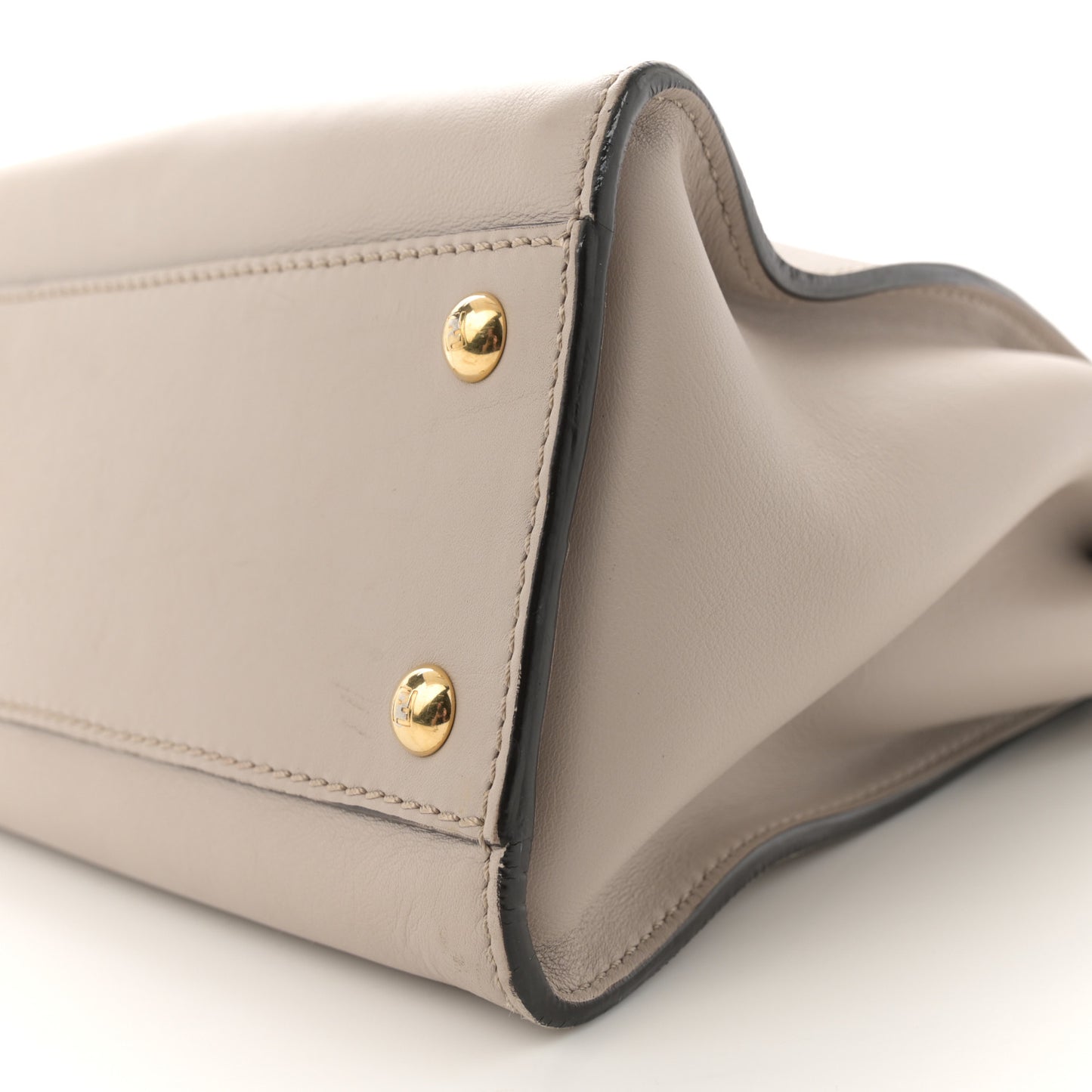 Vitello Seta Shiny Nappa Medium Peekaboo Iconic Satchel Grigio Polvere Bois de Rose