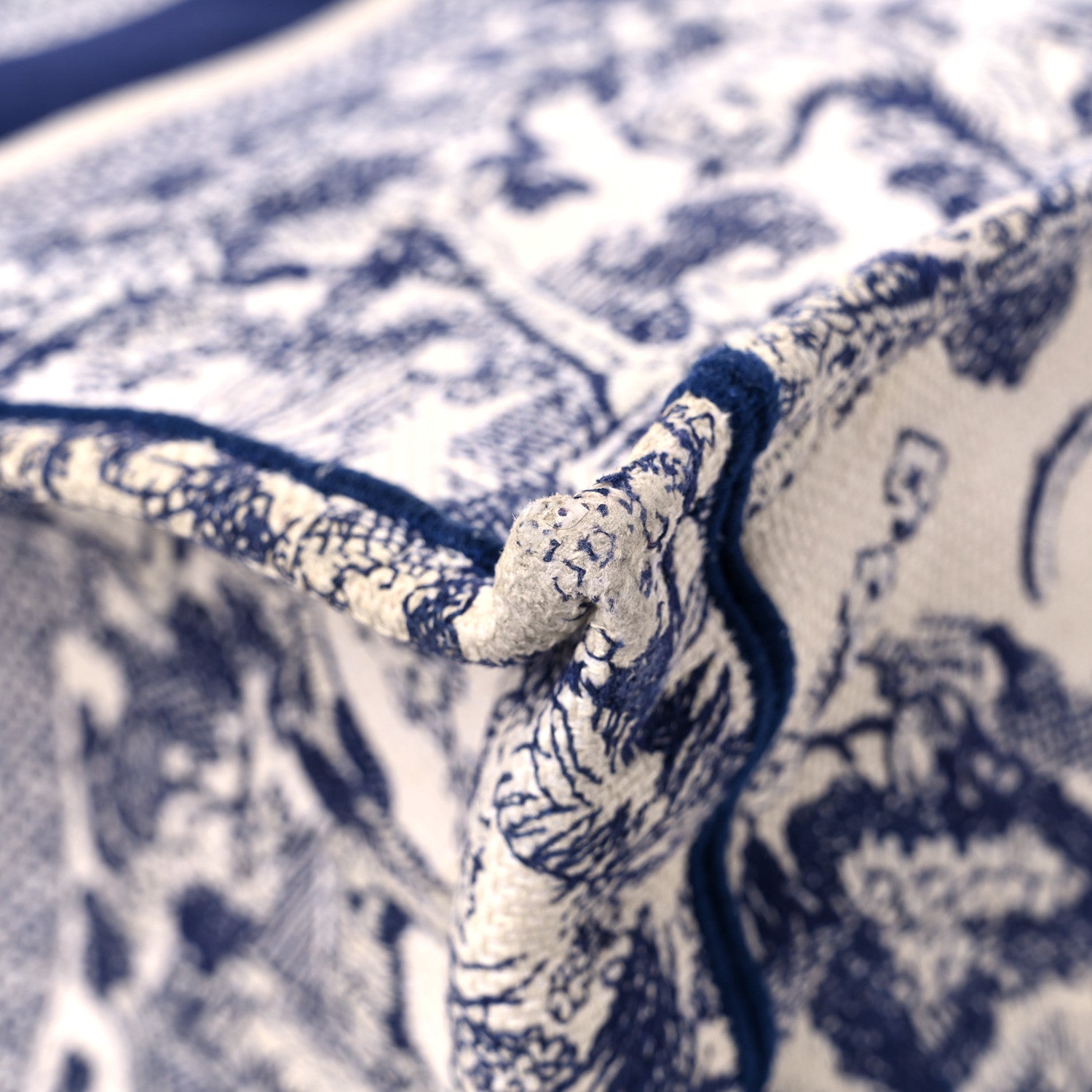 Christian Dior Canvas Embroidered Large Dioriviera Toile De Jouy Book Tote Blue 10 of 16