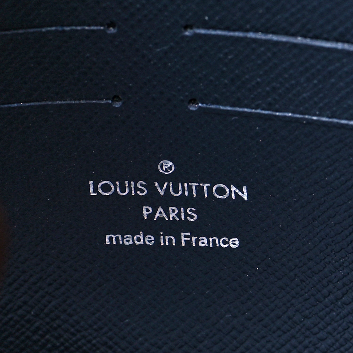 Louis Vuitton Savane Monogram Chapman Lion Pochette Voyage MM Ink 6 of 10