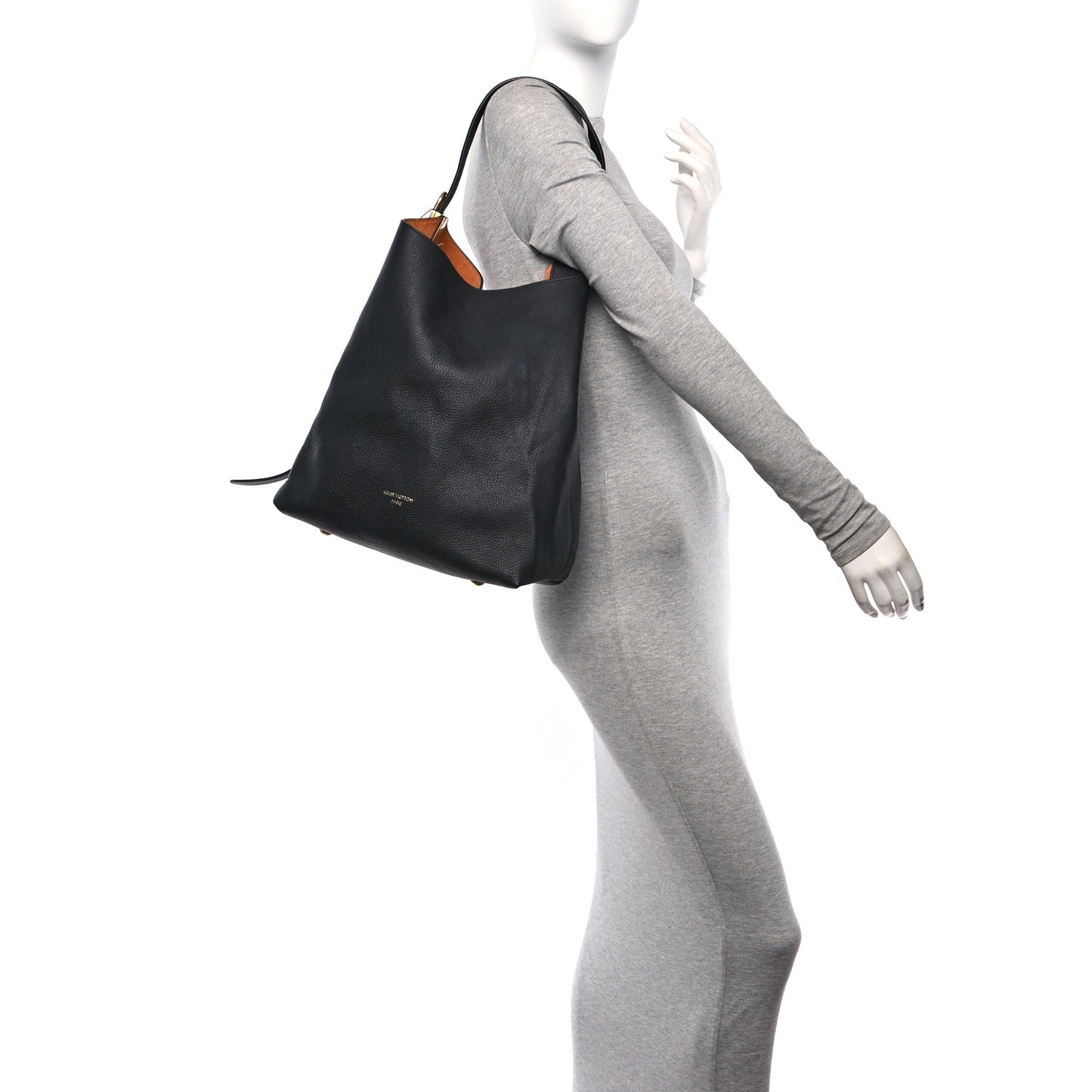 Grained Calfskin Low Key Hobo MM Black