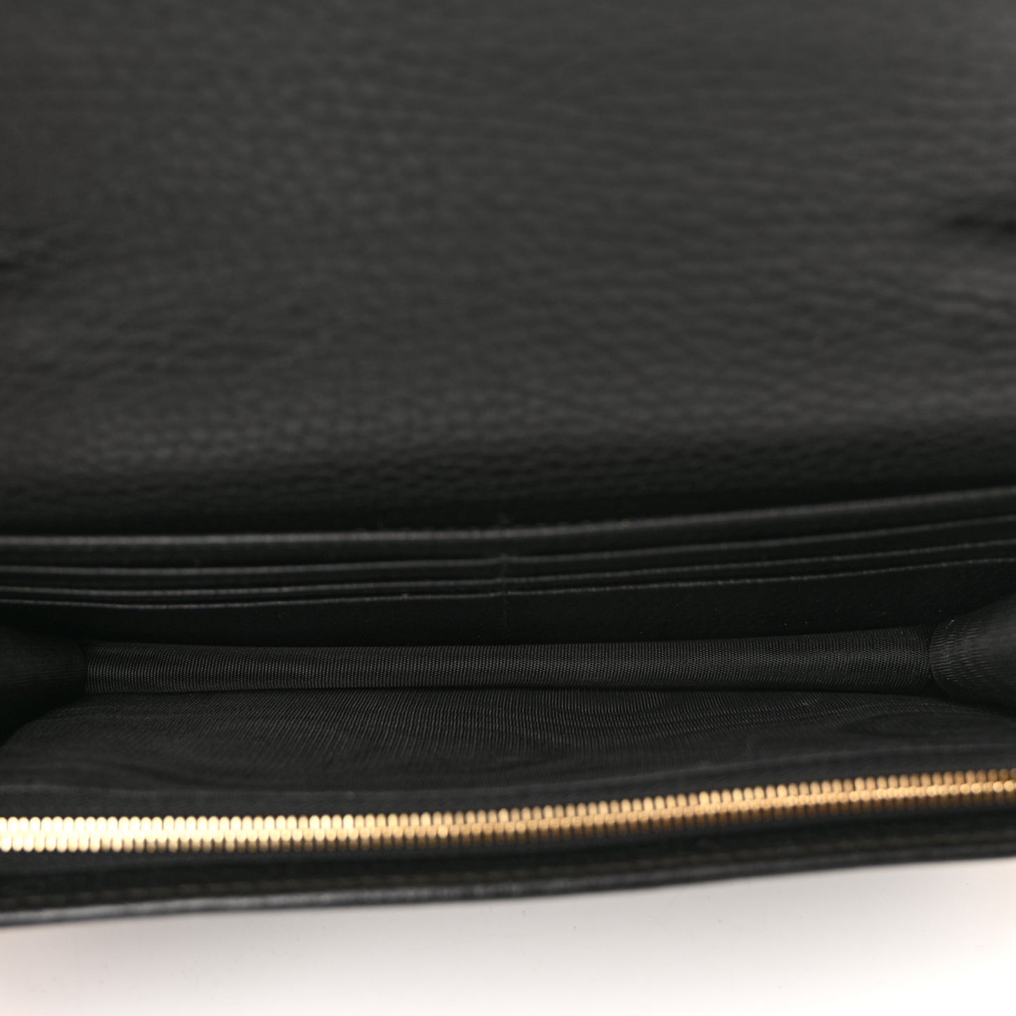 Calfskin Mini GG Marmont Chain Wallet Black
