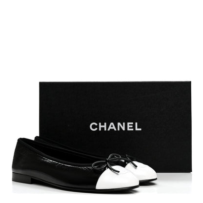 Chanel Crumpled Shiny Lambskin Cap Toe CC Ballerina Flats 38 Black White 9 of 9