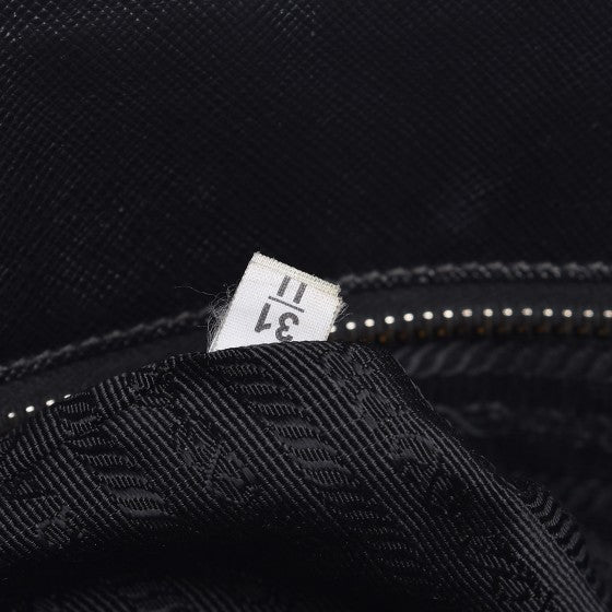 Saffiano Lux Extra Large Galleria Double Zip Tote Black