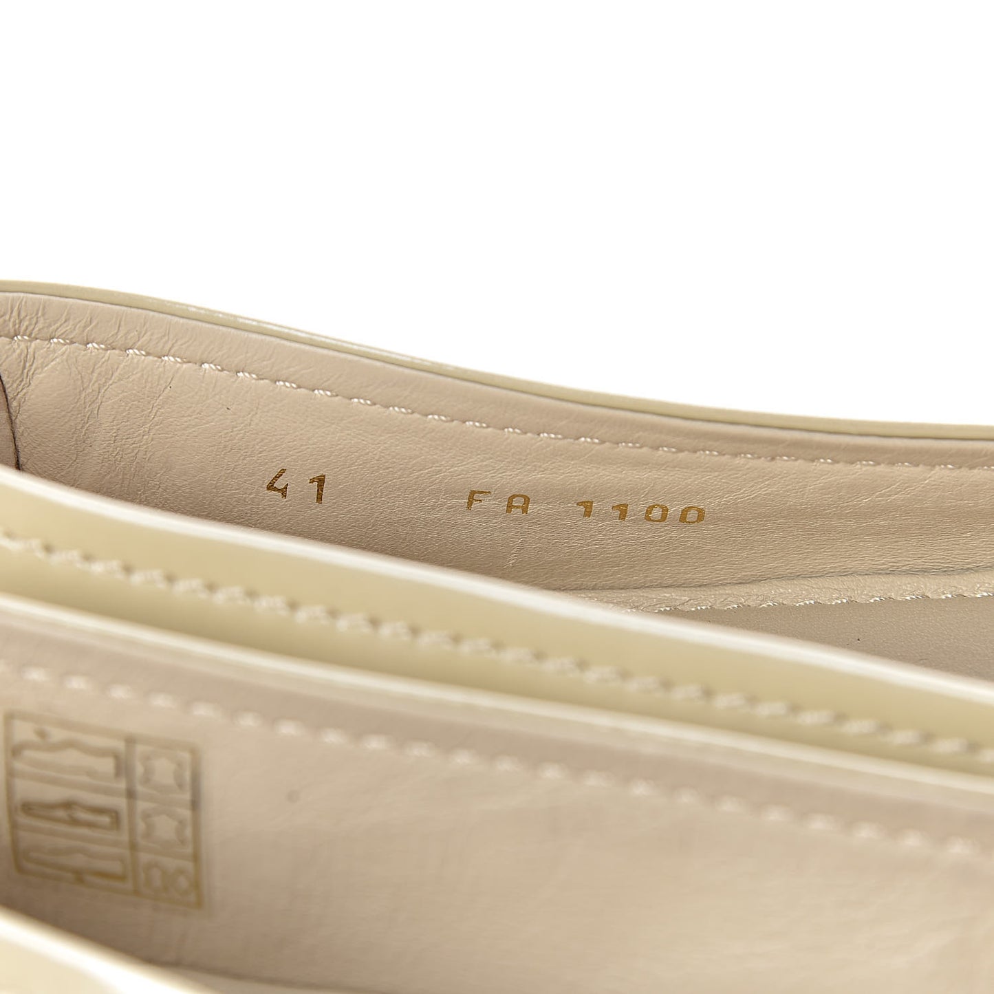 Patent Calfskin Oxford Ballerina Flats 41 Creme