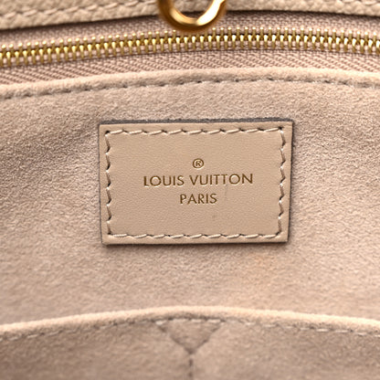 Louis Vuitton Empreinte Monogram Giant Onthego MM Tourterelle 6 of 11