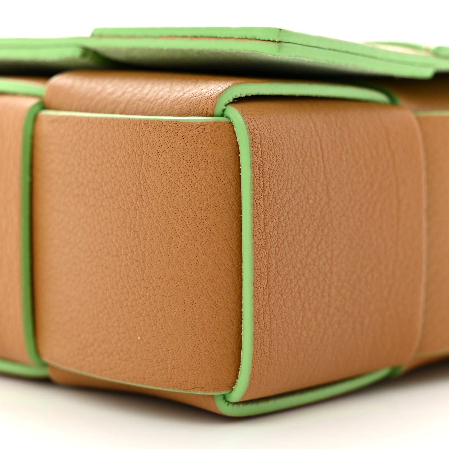 Grained Calfskin Maxi Intrecciato Cassette Crossbody Bag Caramel Pistachio